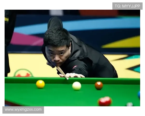 斯诺克国锦赛盛大揭幕丁俊晖强势零封对手正式开启卫冕之旅征程